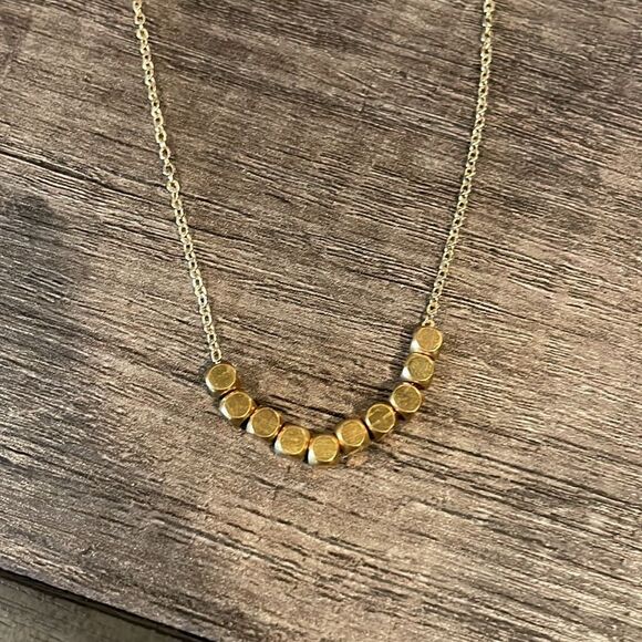 Gold ball necklace - Picture 2 of 3